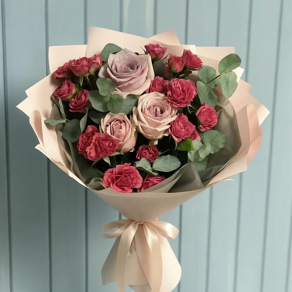Букет цветов из: Гвоздики и Розы в Куруше