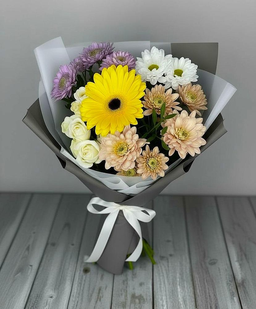 Букет цветов из: Розы, Герберы и Хризантемы в Куруше