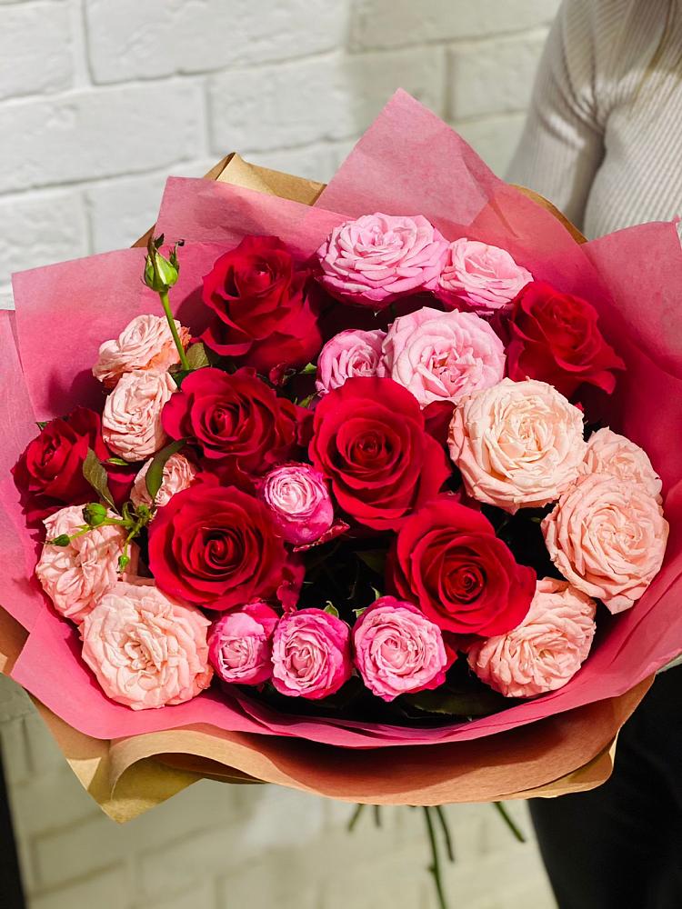 Букет цветов из: Розы в Куруше