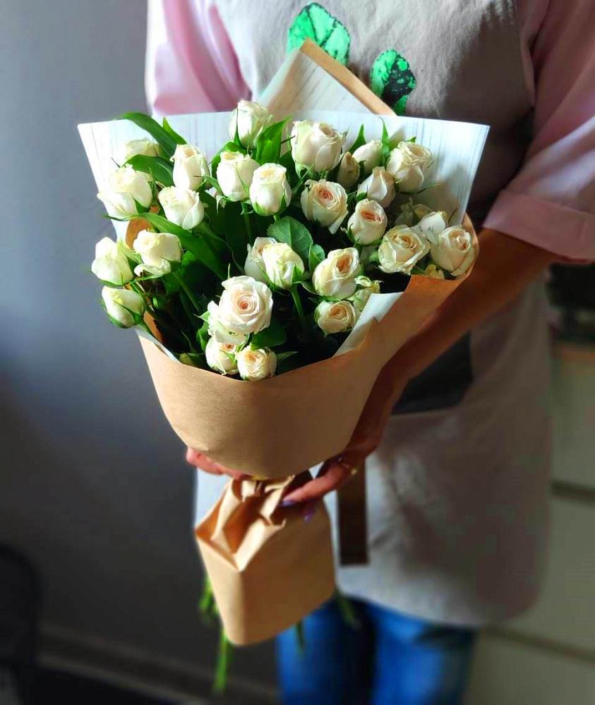 Букет цветов из: Розы в Куруше