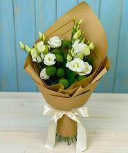 Букет цветов из:  Хризантемы и Лизиантусы в Куруше