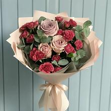 Букет цветов из:  Гвоздики и Розы в Куруше