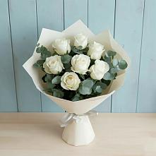 Букет Белые розы в Эвкалипте в Куруше