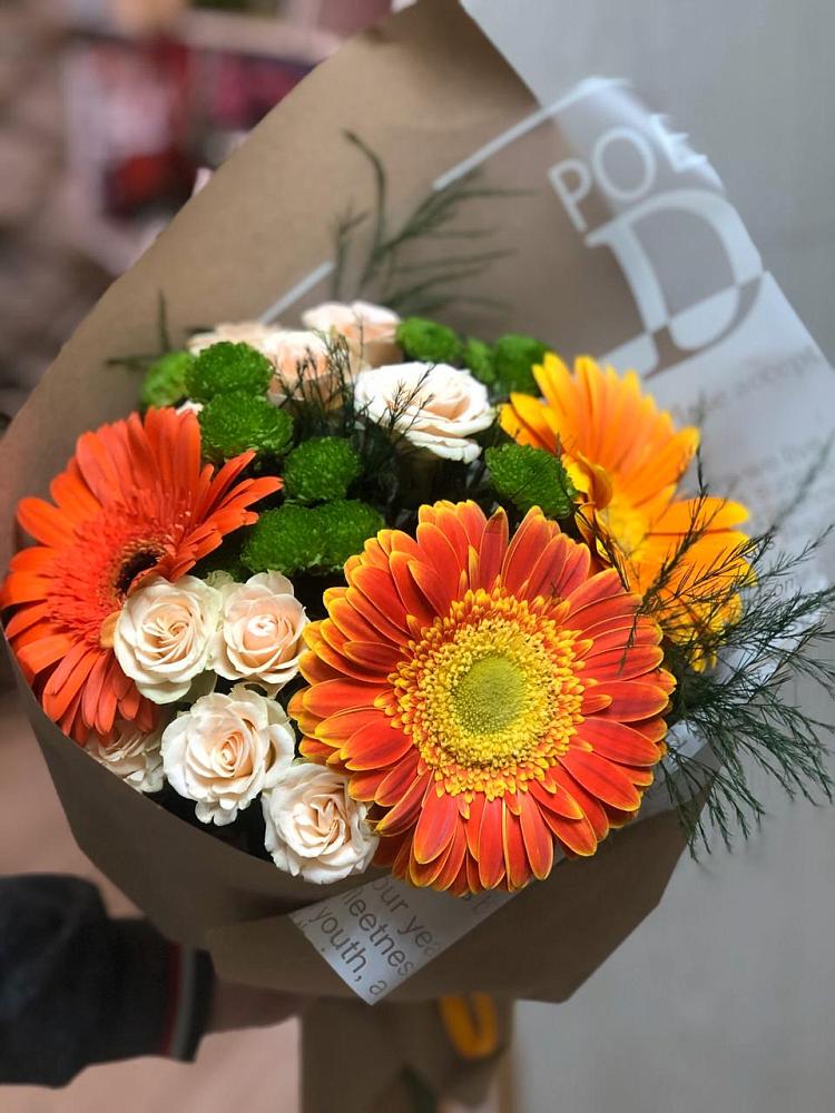 Букет цветов из: Герберы, Хризантемы и Розы в Куруше