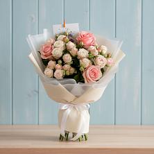 Букет цветов из:  Розы в Куруше